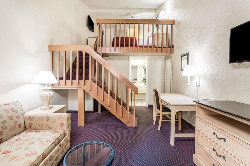 Quality Inn & Suites Altamonte Springs Orlando-North מראה חיצוני תמונה
