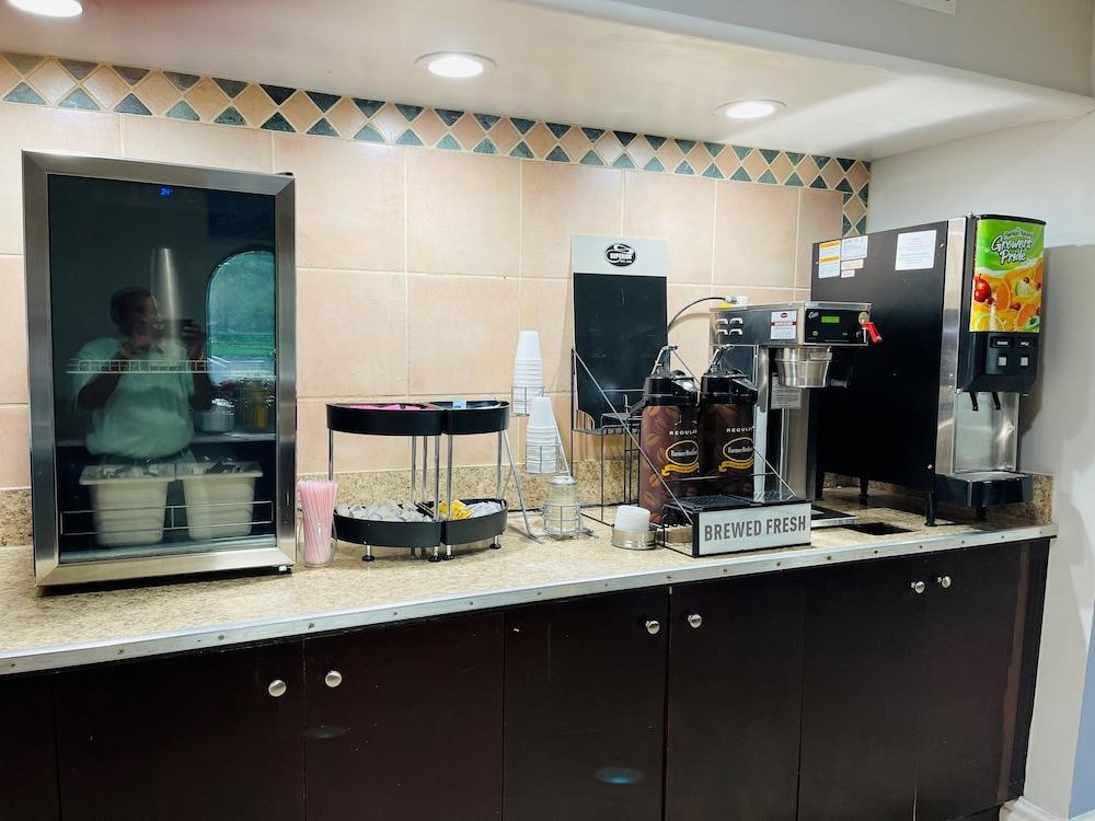 Quality Inn & Suites Altamonte Springs Orlando-North מראה חיצוני תמונה
