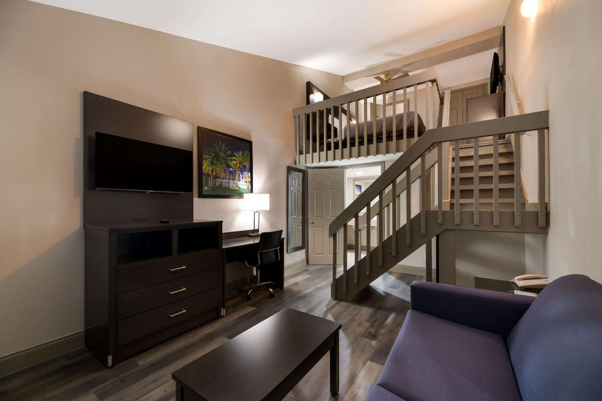 Quality Inn & Suites Altamonte Springs Orlando-North מראה חיצוני תמונה