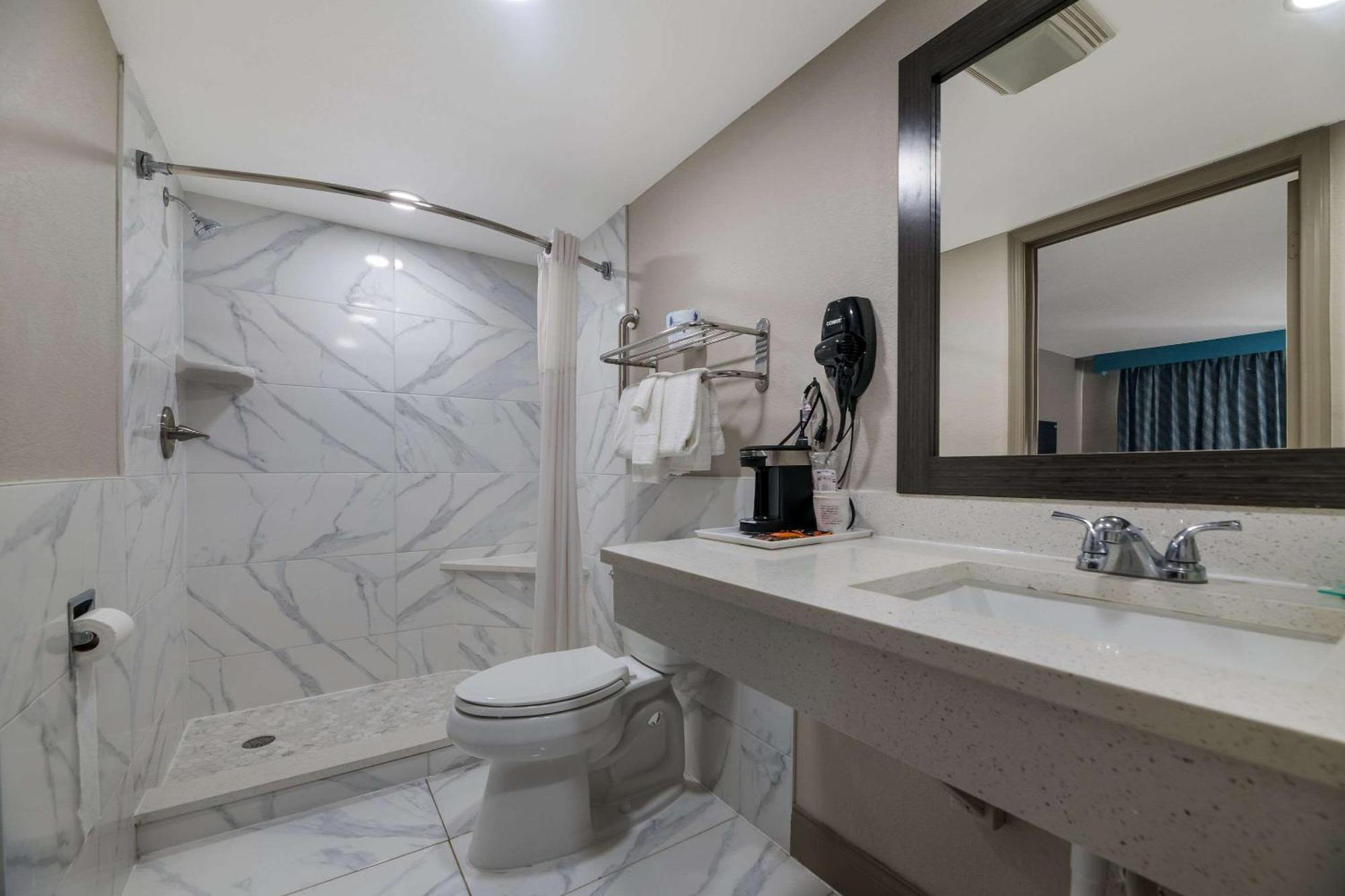 Quality Inn & Suites Altamonte Springs Orlando-North מראה חיצוני תמונה