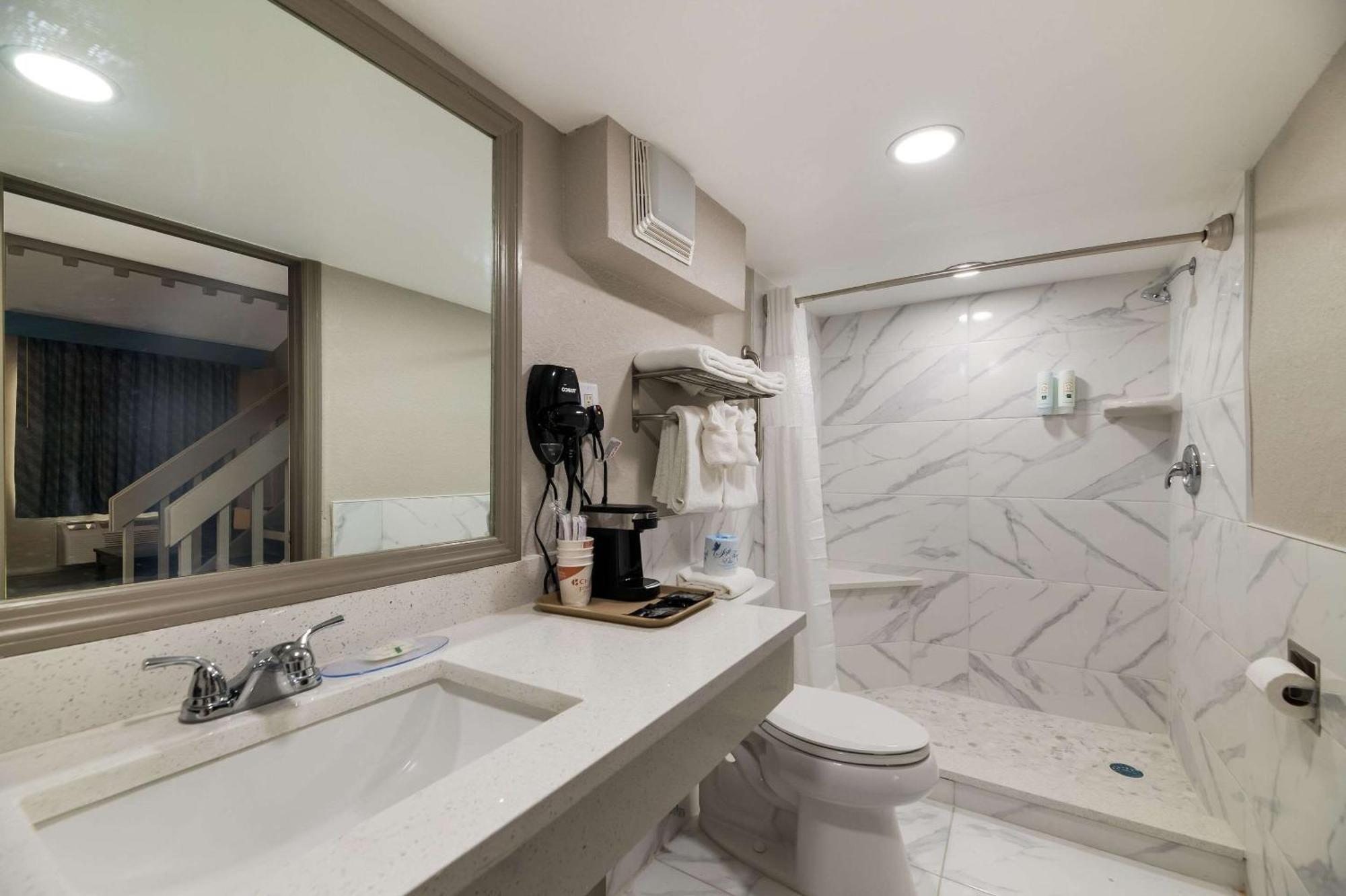 Quality Inn & Suites Altamonte Springs Orlando-North מראה חיצוני תמונה